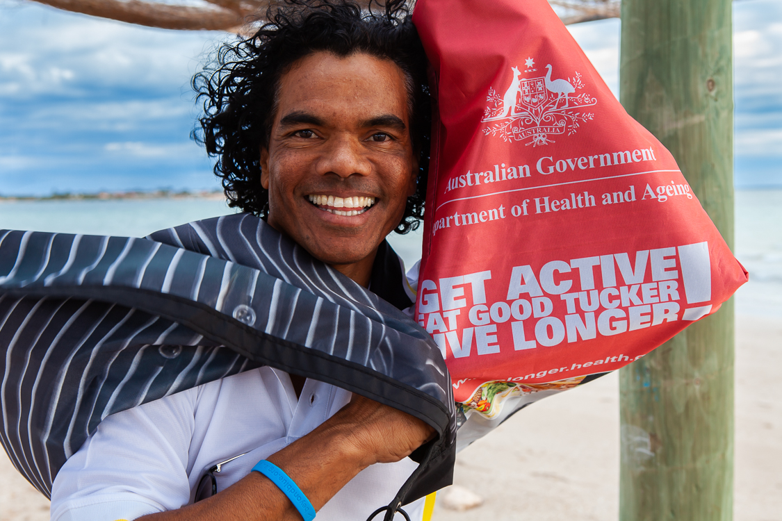 Closing-the-Gap-Indigenous-Australia-Andrew-Mackinnon-01