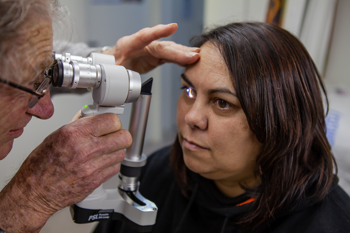 Closing-the-Gap-Indigenous-Australia-Andrew-Mackinnon-07