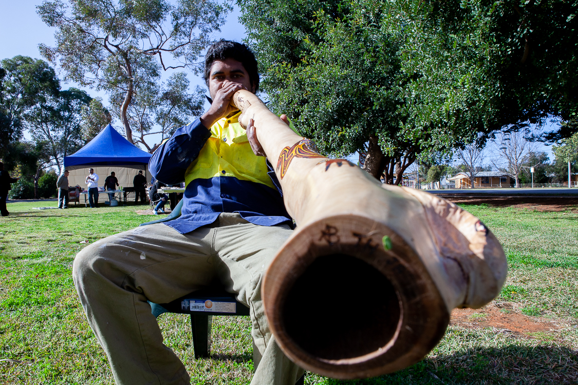 Closing-the-Gap-Indigenous-Australia-Andrew-Mackinnon-10